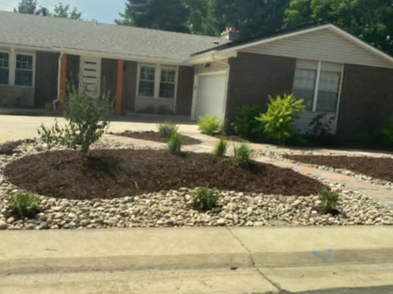 Saul Landscaping LLC